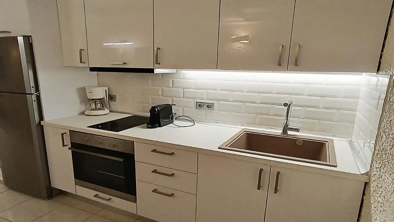 Anastasia Luxury Suites By Xenius Zeus In Nea Флогита Апартаменты
